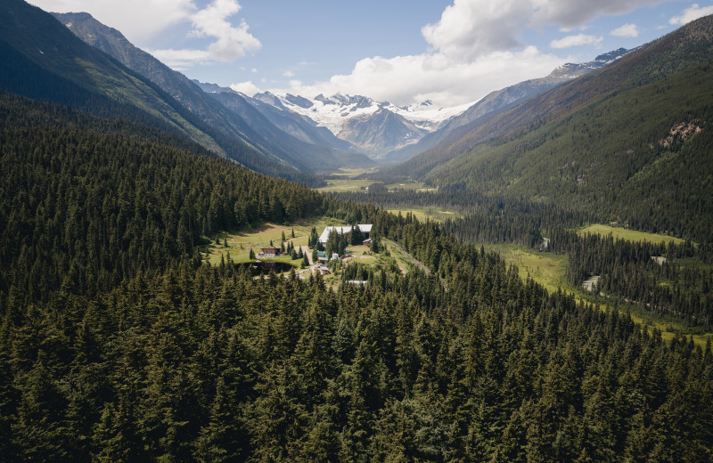 Aerial view of CMH Cariboos Lodge.