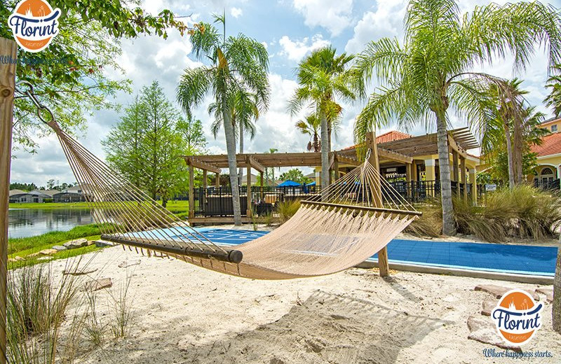 Rental hammock at Florint Vacations.