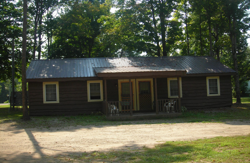 Cabin exterior at Fox Hollow Lodge.