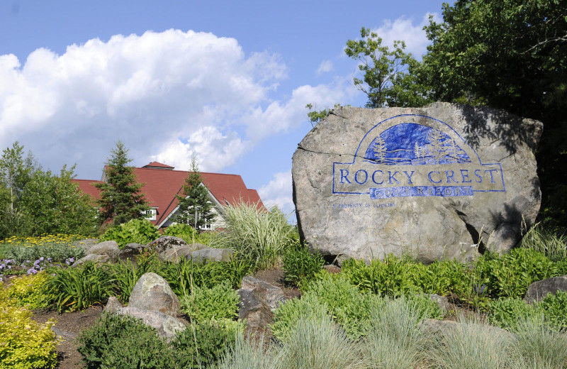 Exterior view of Rocky Crest Golf Resort.