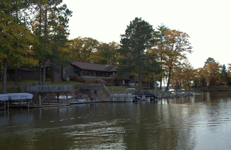 Exterior view of Chanticleer Inn.