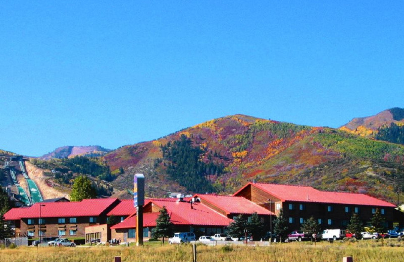 Exterior view of BEST WESTERN PLUS Landmark Inn.