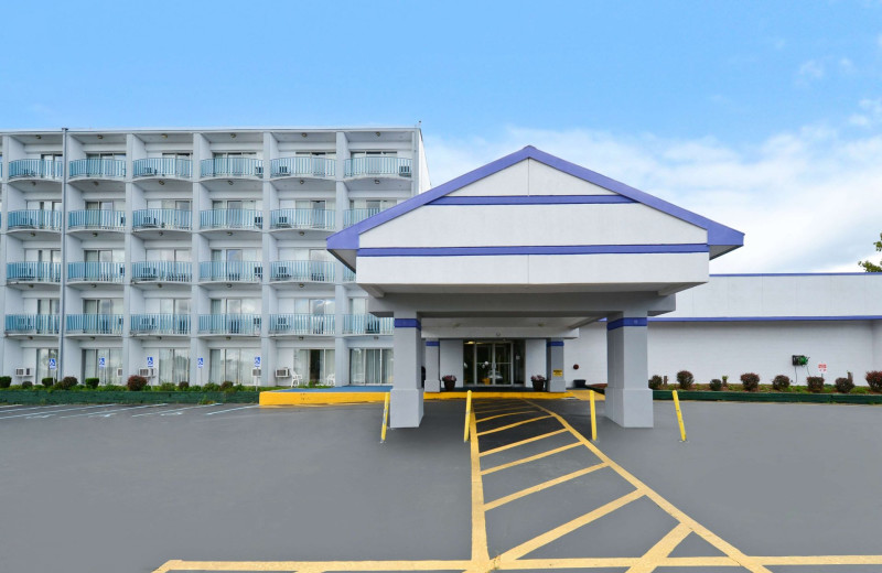 Exterior view of America's Best Value Inn - Benton Harbor.