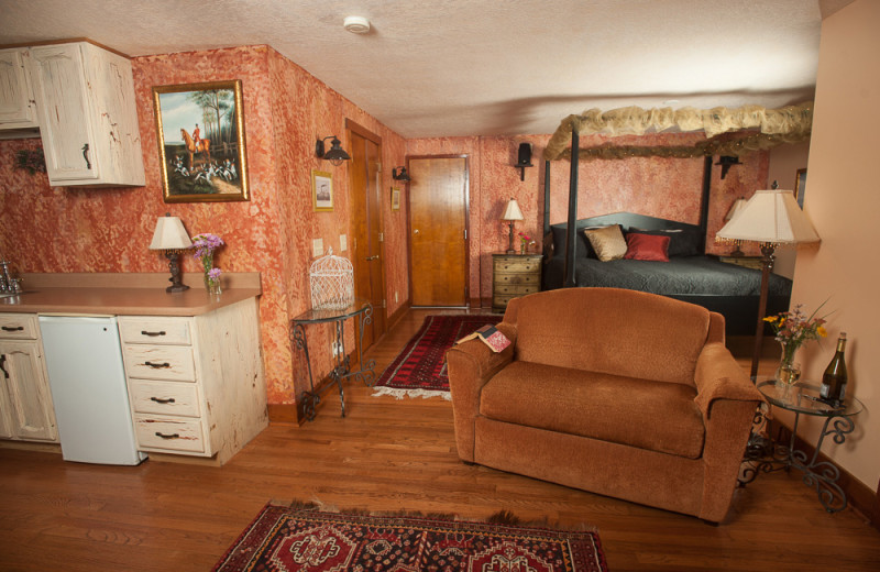 Guest bedroom at Market Street Inn.