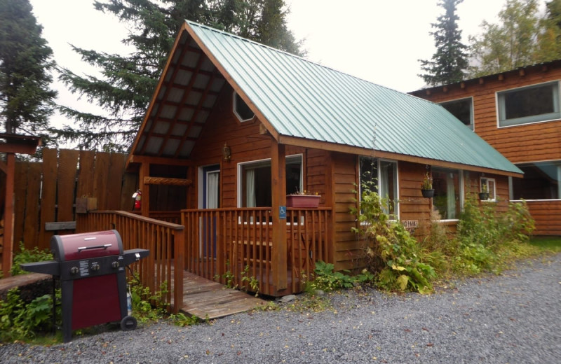 Cabin exterior at Kenai River Drifter's Lodge.