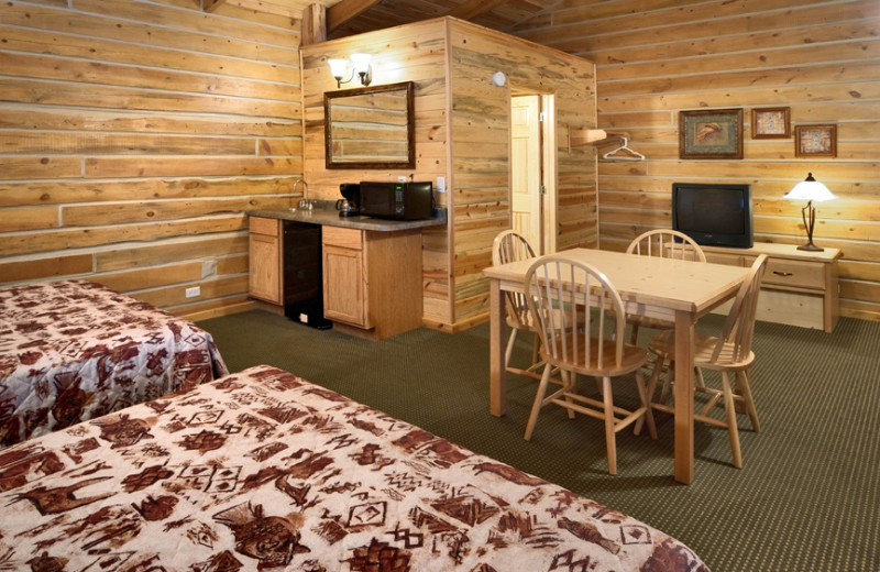 Cabin guest room at Rock Crest Lodge & Cabins.