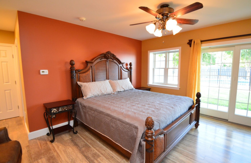 Guest room at Waters Edge B&B Resort.