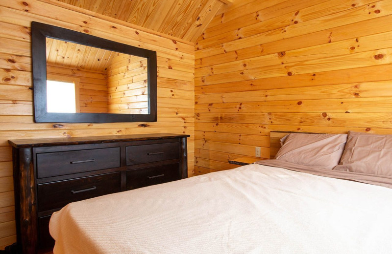 Cabin bedroom at Mi-Te-Jo Campground.