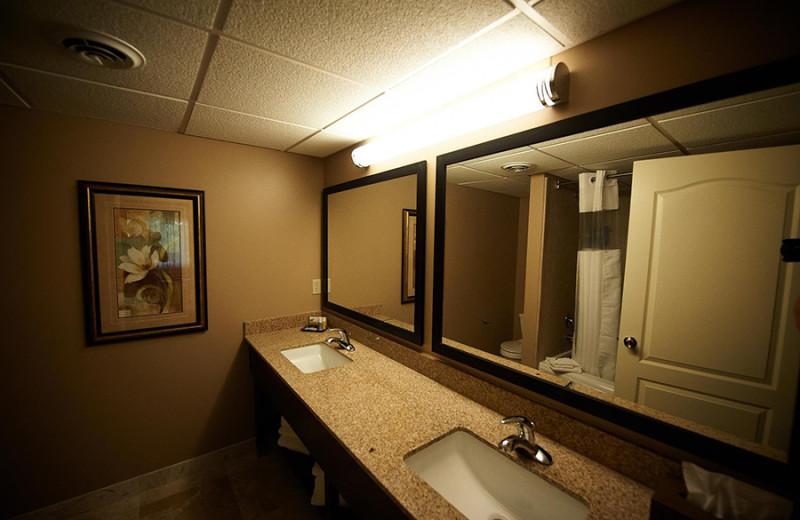 Guest bathroom at Fourwinds Resort & Marina.