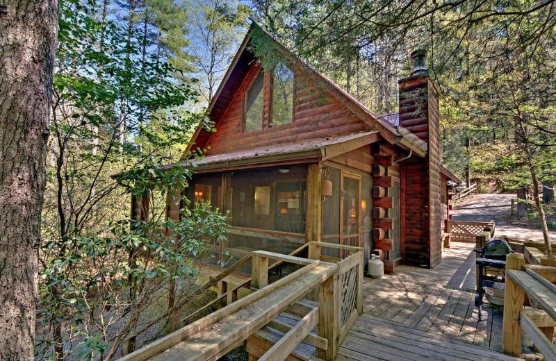 Cabin exterior at Sliding Rock Cabins.