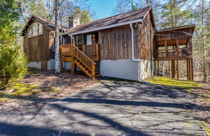 Cabin exterior at Dogwood Cabins LLC.