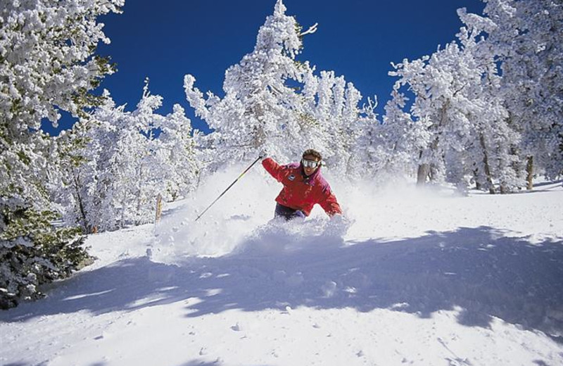 Skiing near The New England Inn & Lodge.