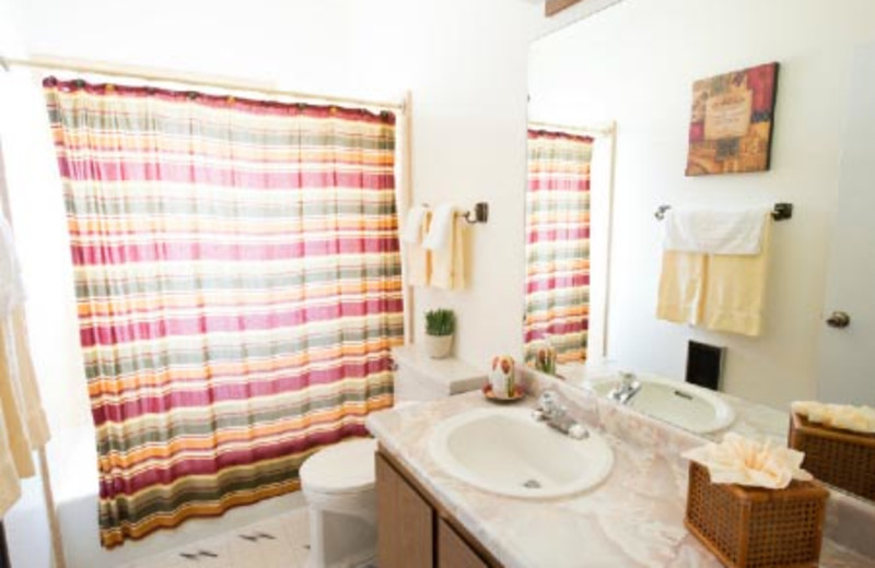Guest Bathrooms at Adventure Inn
