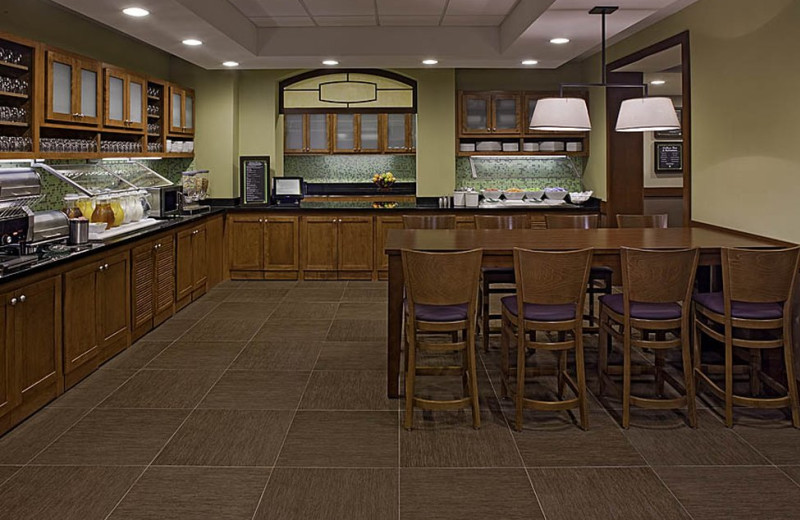 Breakfast room at Hyatt Place Minneapolis Airport – South.