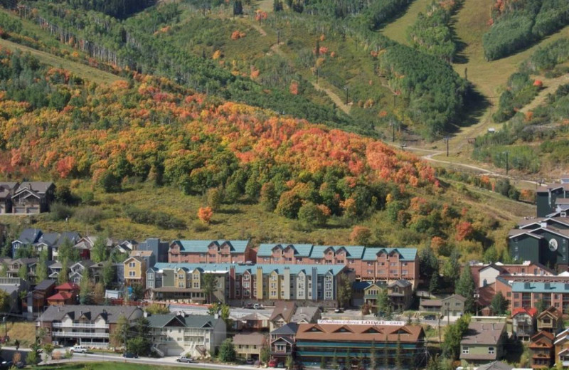 Aerial view of Chateau Aprés Lodge.