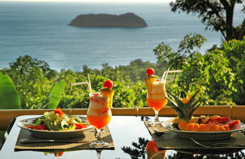 Dining at Si Como No Hotels and Villas.