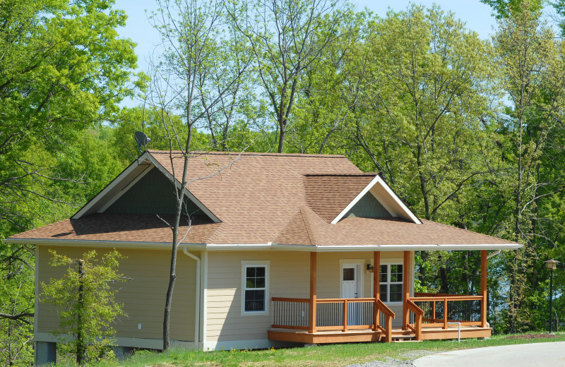 Cottage exterior at Honey Creek Resort.