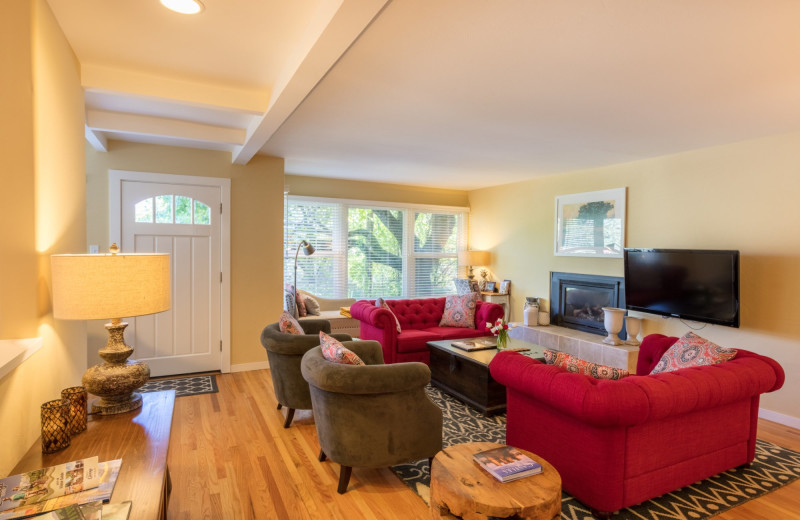 Cottage living room at Aurora Park Cottages.