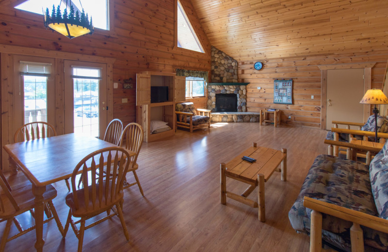 Guest living room at Warrens Lodging.