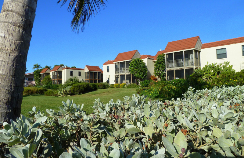 Exterior view of Sanibel Moorings Condominiums.