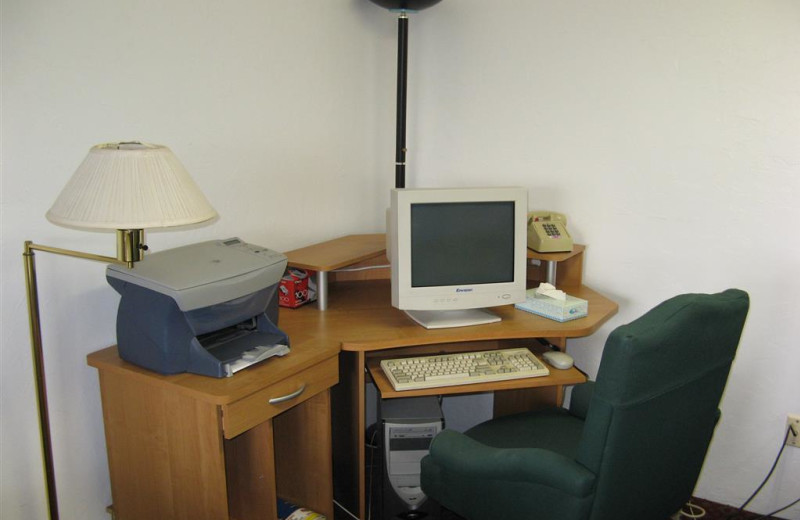 Computer at San Jose Lodge.