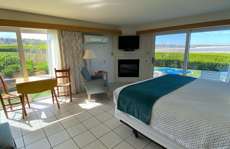 Guest room at Beachmere Inn.