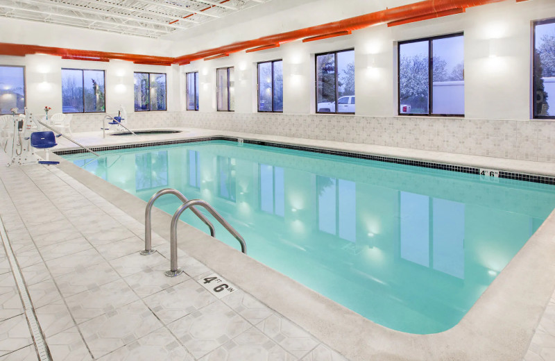 Indoor pool at Baymont by Wyndham Flint.