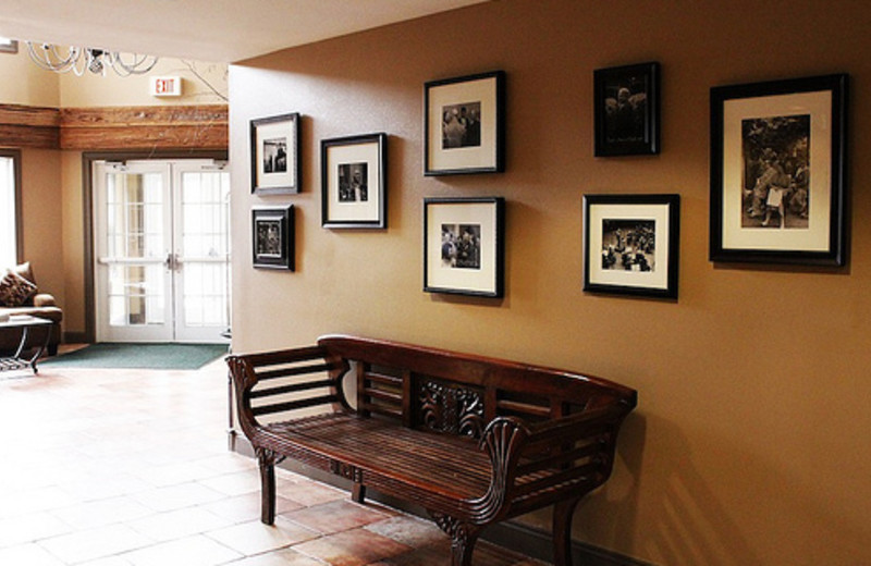 Lobby Area at Yankee Inn