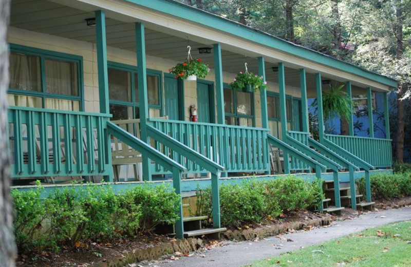 Dogwood Suites at Mill House Lodge.