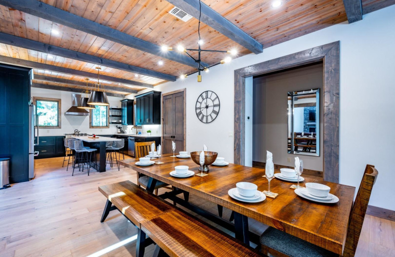 Cabin kitchen at Blue Beaver Luxury Cabins.
