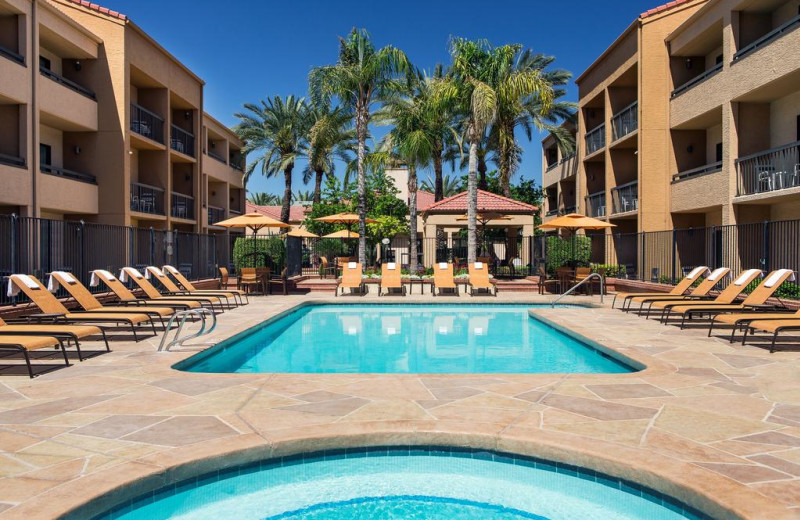 courtyard by marriott phoenix airport