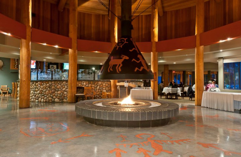 Lobby at Talking Rock Resort.