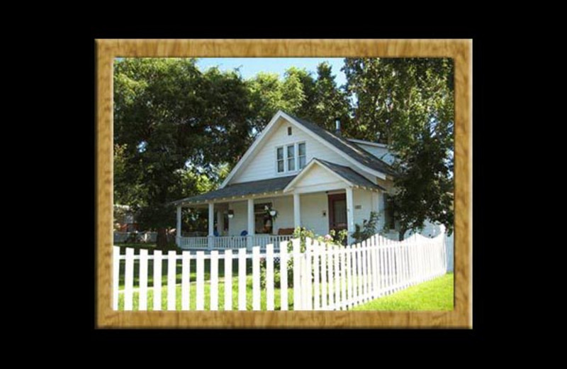 Exterior view of Sweet Virginia's Bed and Breakfast.