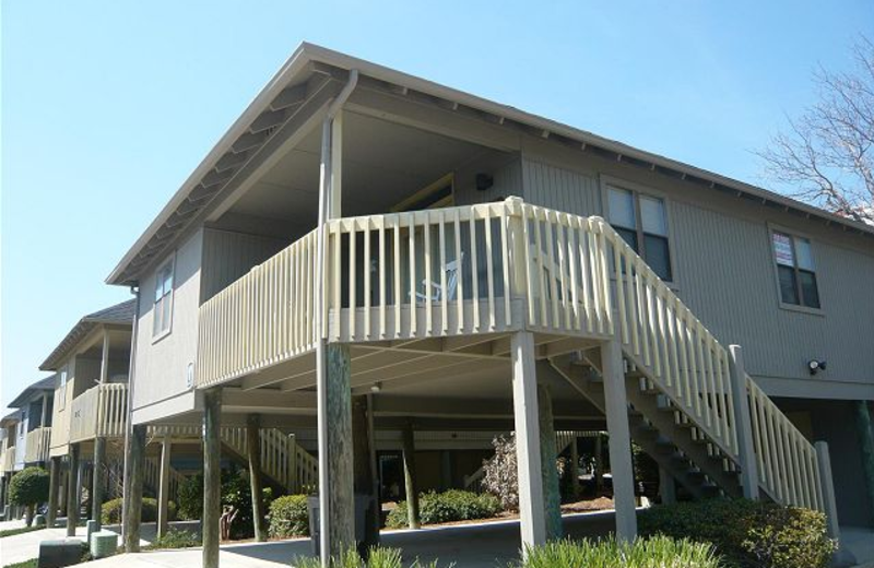 Vacation rental exterior view of Myrtle Beach Vacation Rentals.