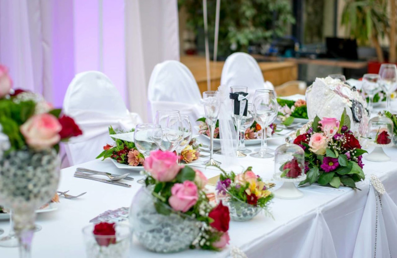 Weddings at Clarion Resort Fontainebleau Hotel.