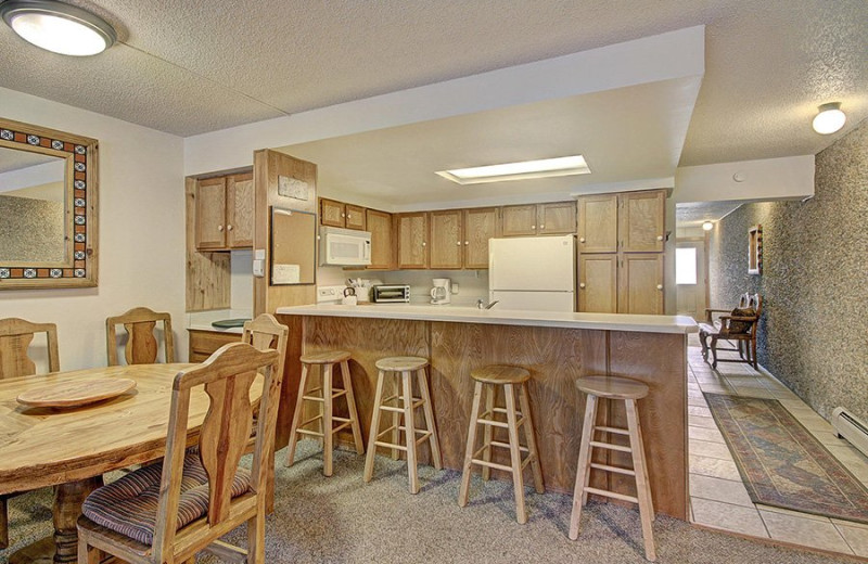 Rental kitchen at Majestic Lodging.