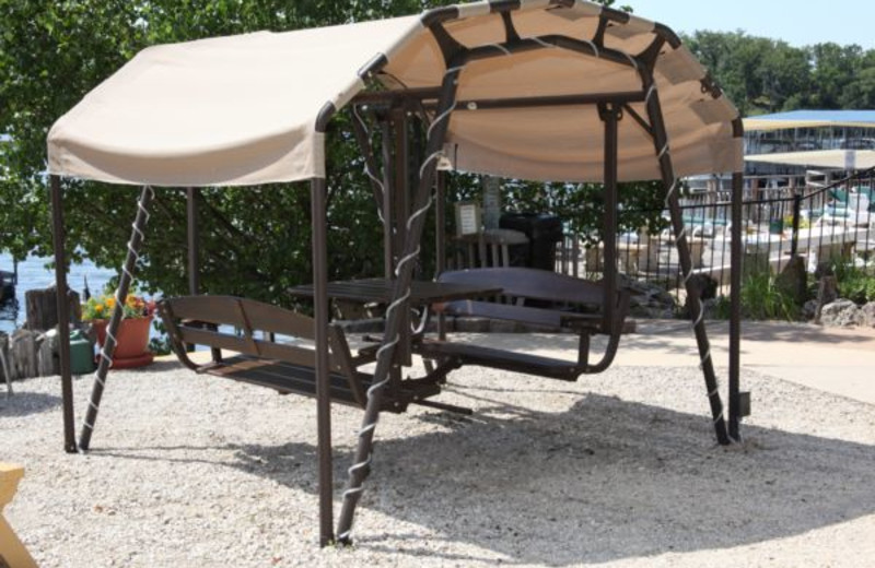 Covered Picnic Table at Summerset Inn Resort