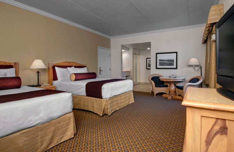 Double bedroom at The Cherry Tree Inn & Suites.