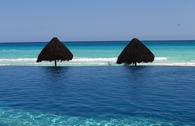 Pool at Bay View Grand Cancun.