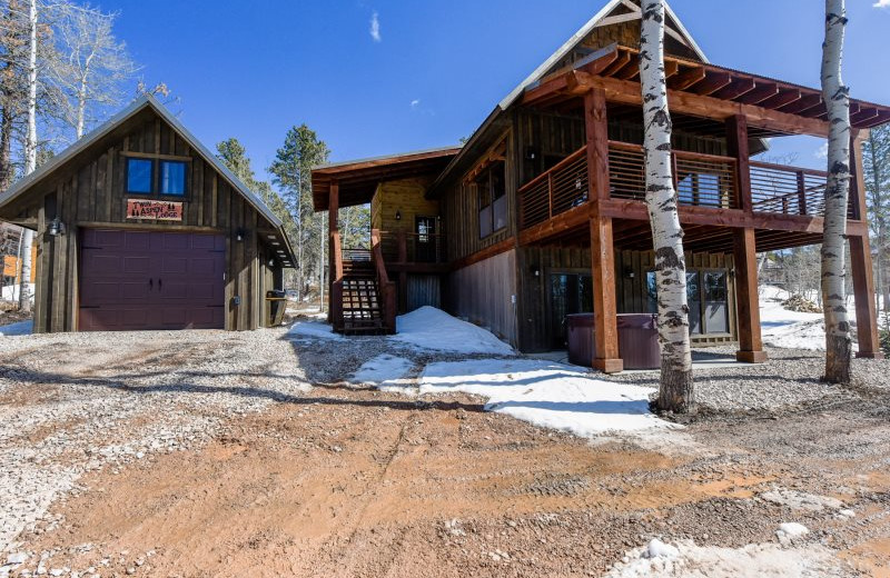 Rental exterior at Deadwood Connections.