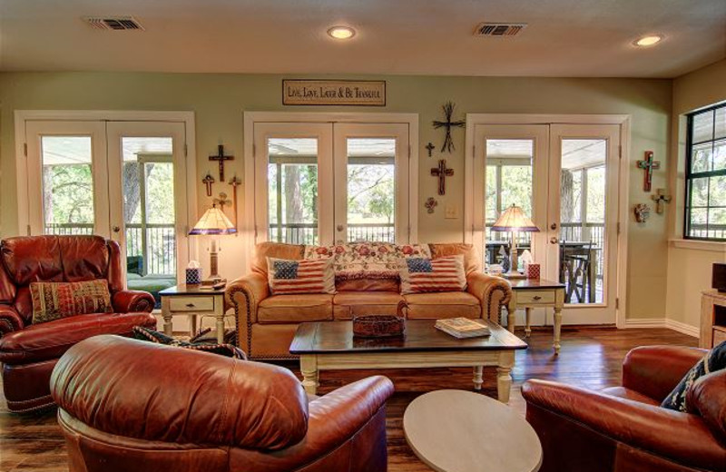 Rental living room at New Braunfels Escapes.