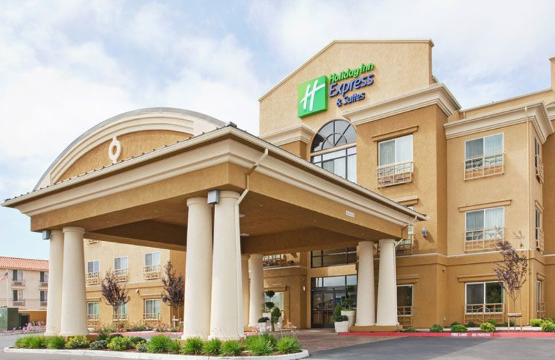 Exterior View of Holiday Inn Express Hotel & Suites Salinas