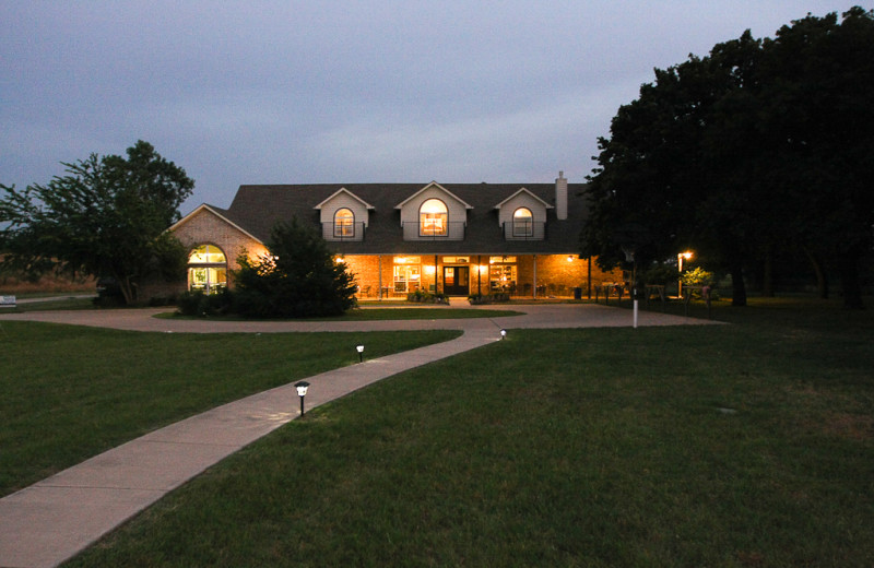 Exterior view of MD Resort Bed & Breakfast.