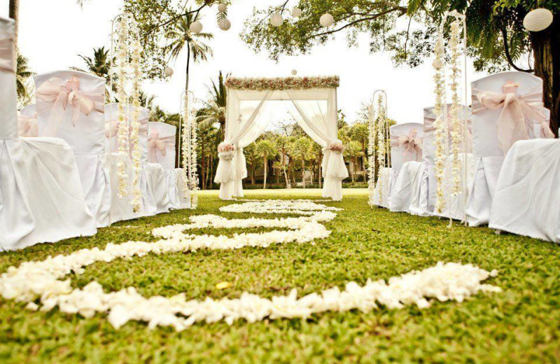 Wedding at Summer Sands Beach Resorts.