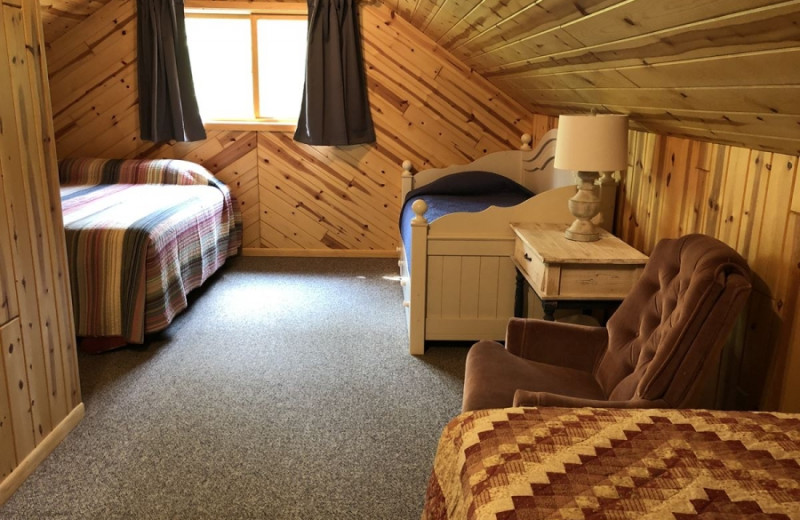 Cabin bedroom at Lakecrest Resort.