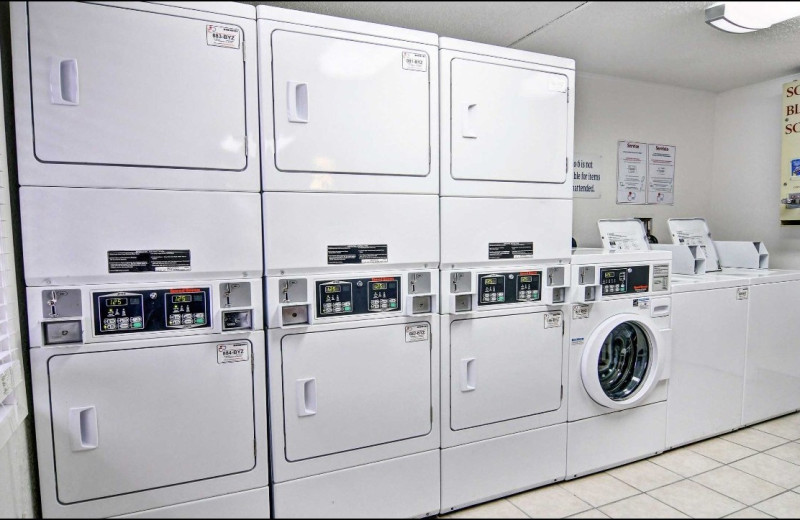 Laundry room at Studio 6 Cleveland - Mentor.