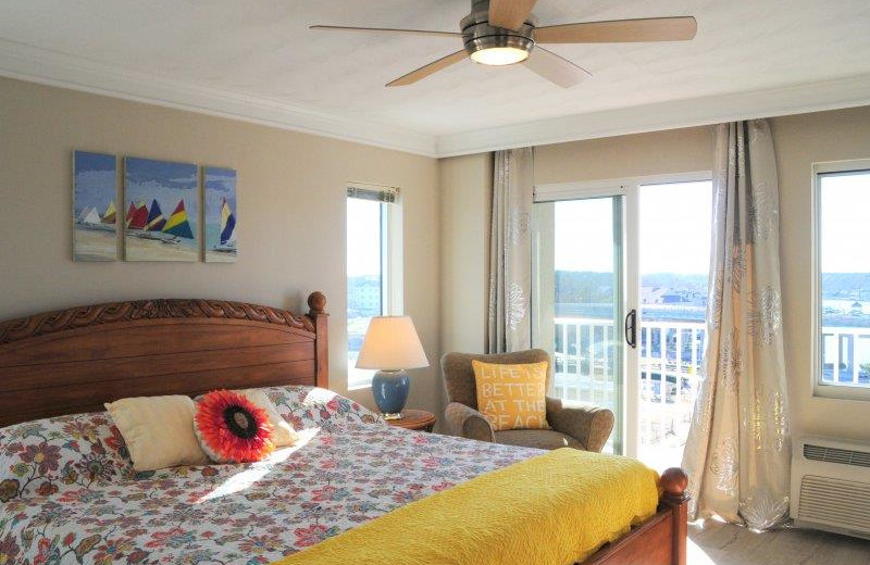 Rental bedroom at Dolphin Run Condominium Association. Inc.