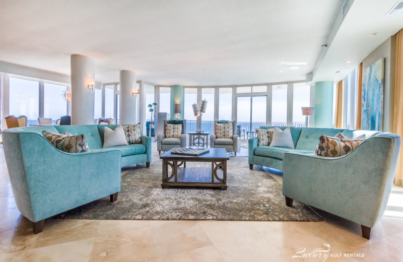 Rental living room at LuxuryGulfRentals.com