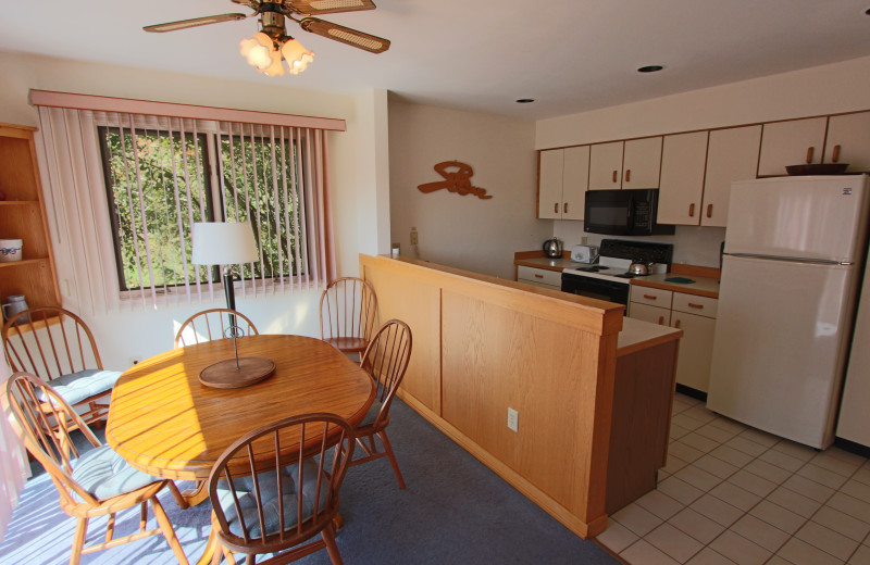 Kitchen and dining room view at Mountainside at Stowe.