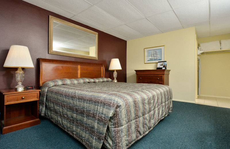 Guest room with 1 king bed
